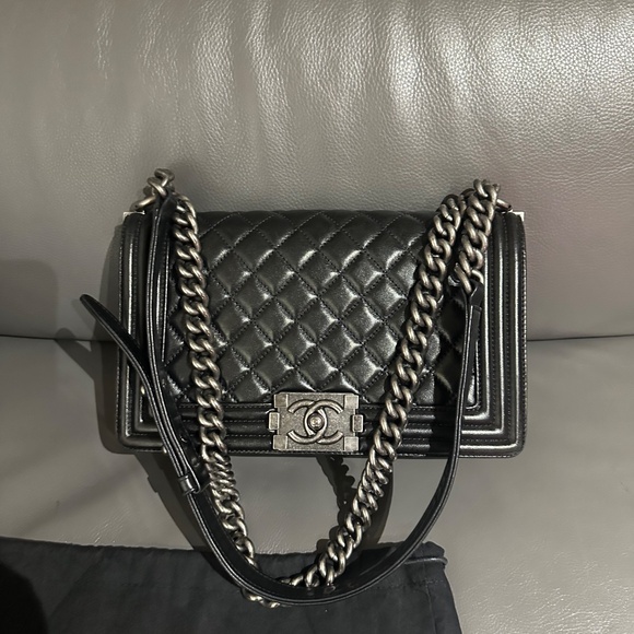 Chanel Boy bag - Picture 6 of 13